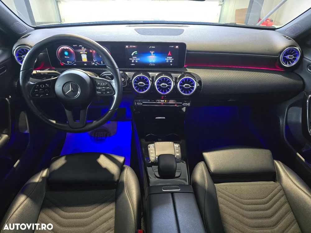 Mercedes-Benz A 180 Sedan 7G-DCT Style - 27