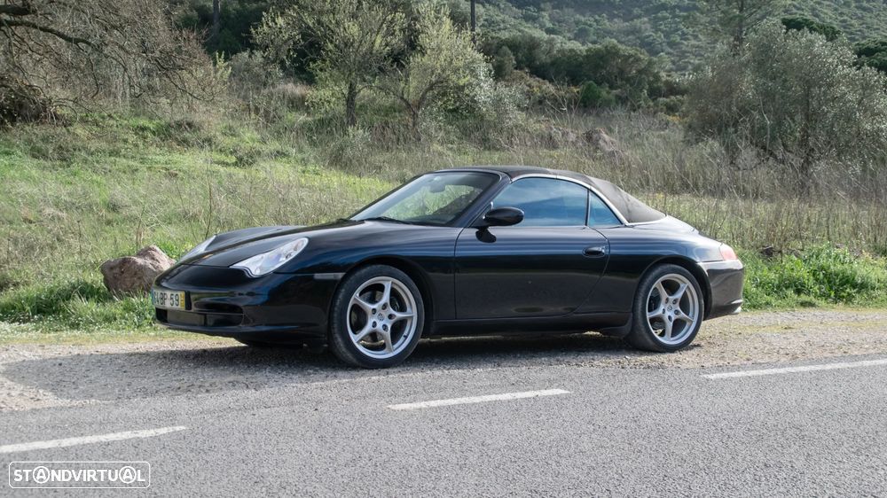 Porsche 911 (996) Carrera Cabrio - 10