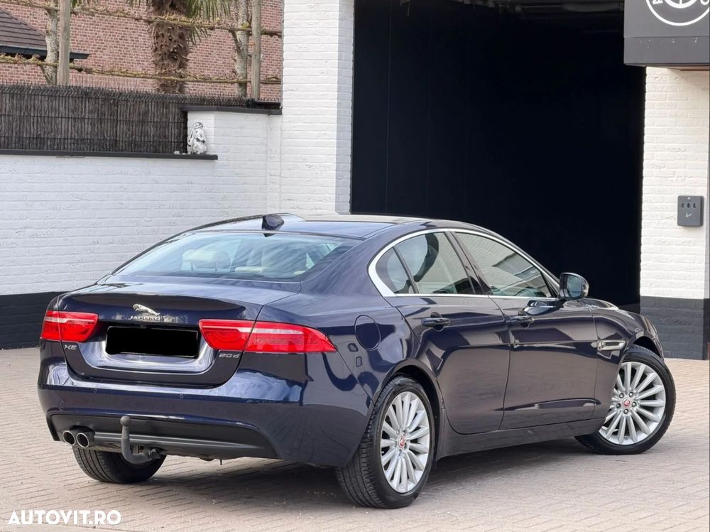 Jaguar XE 20d Aut. Prestige - 21