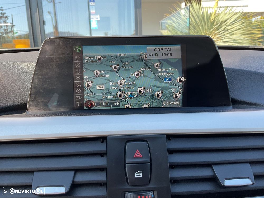 BMW 318 d Auto - 27