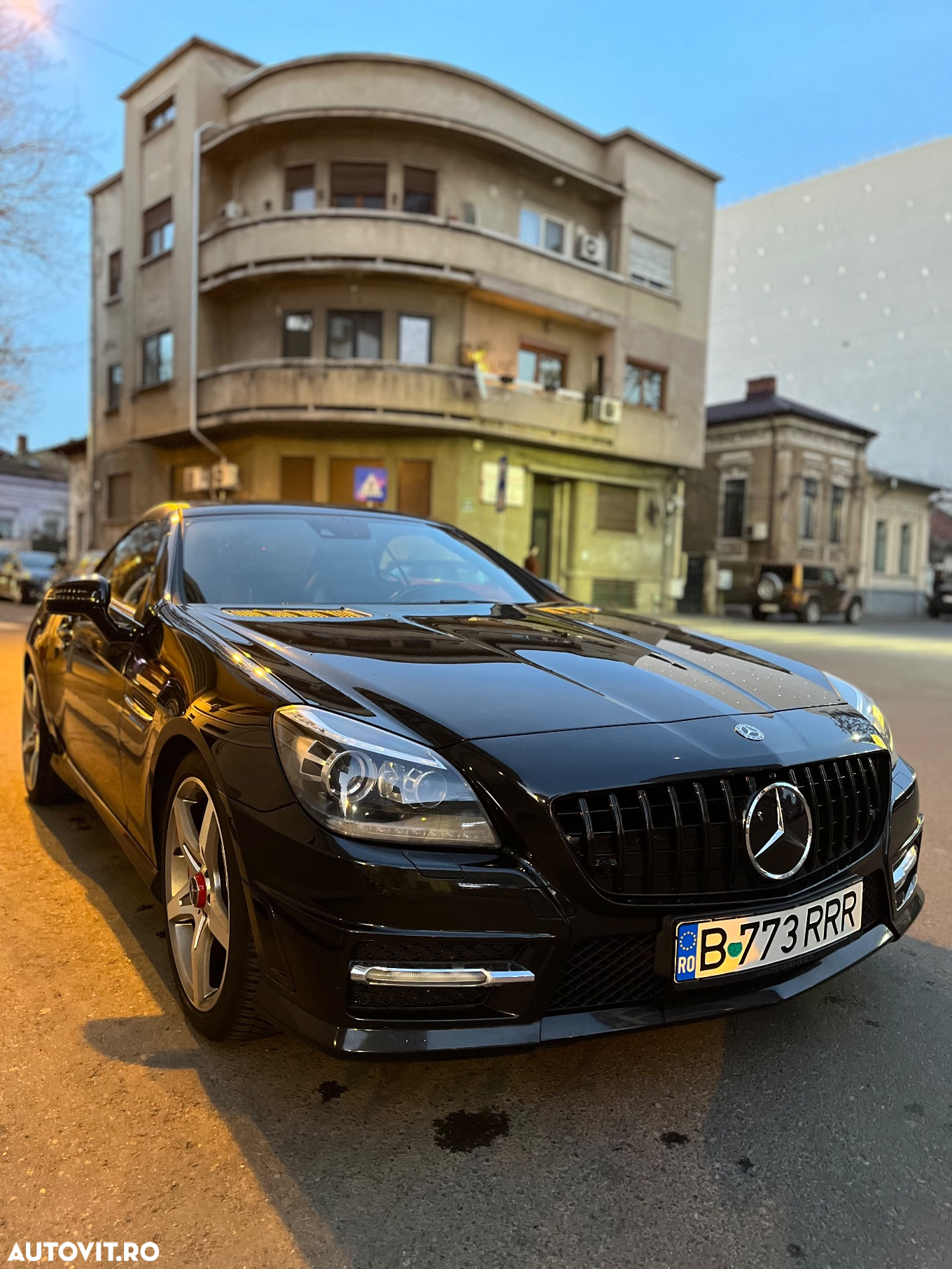 Mercedes-Benz SLK 250 (BlueEFFICIENCY) 7G-TRONIC - 2