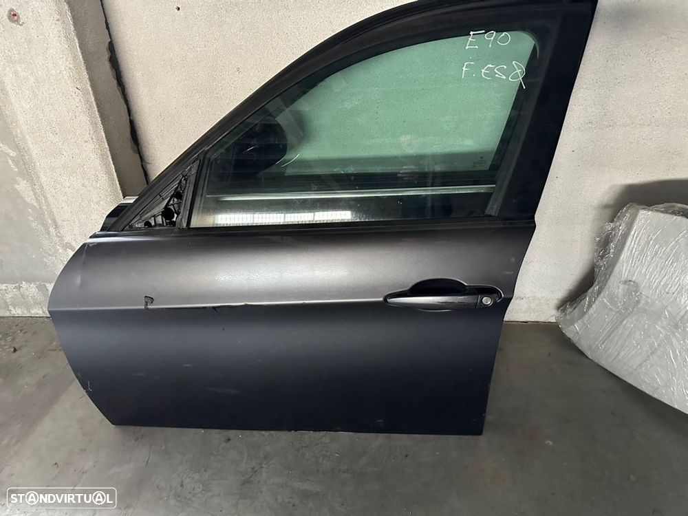 Porta frente esquerda Bmw E90 E91 - 1