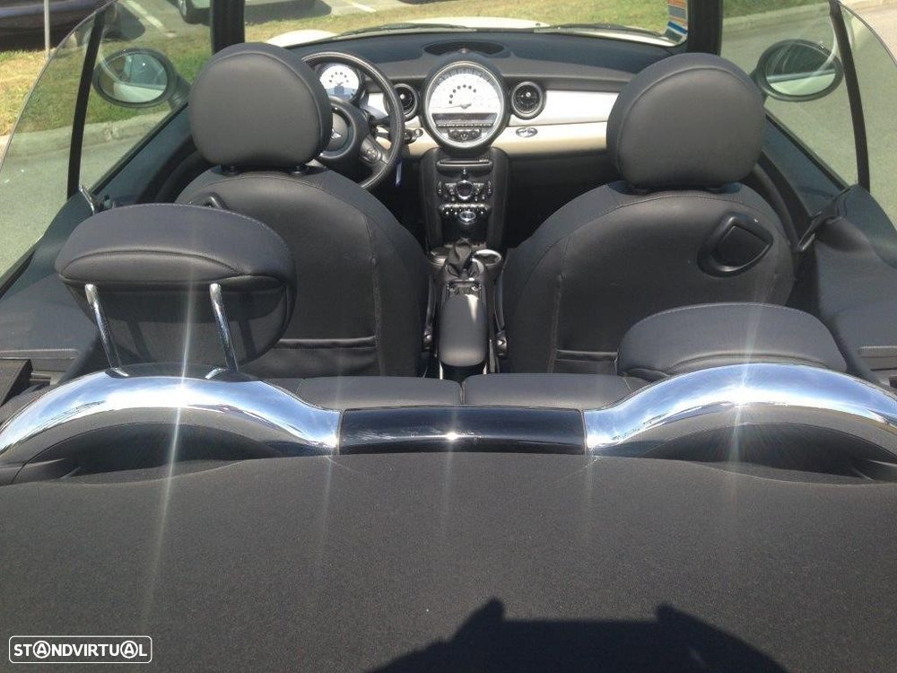 MINI Cabrio Cooper D - 3