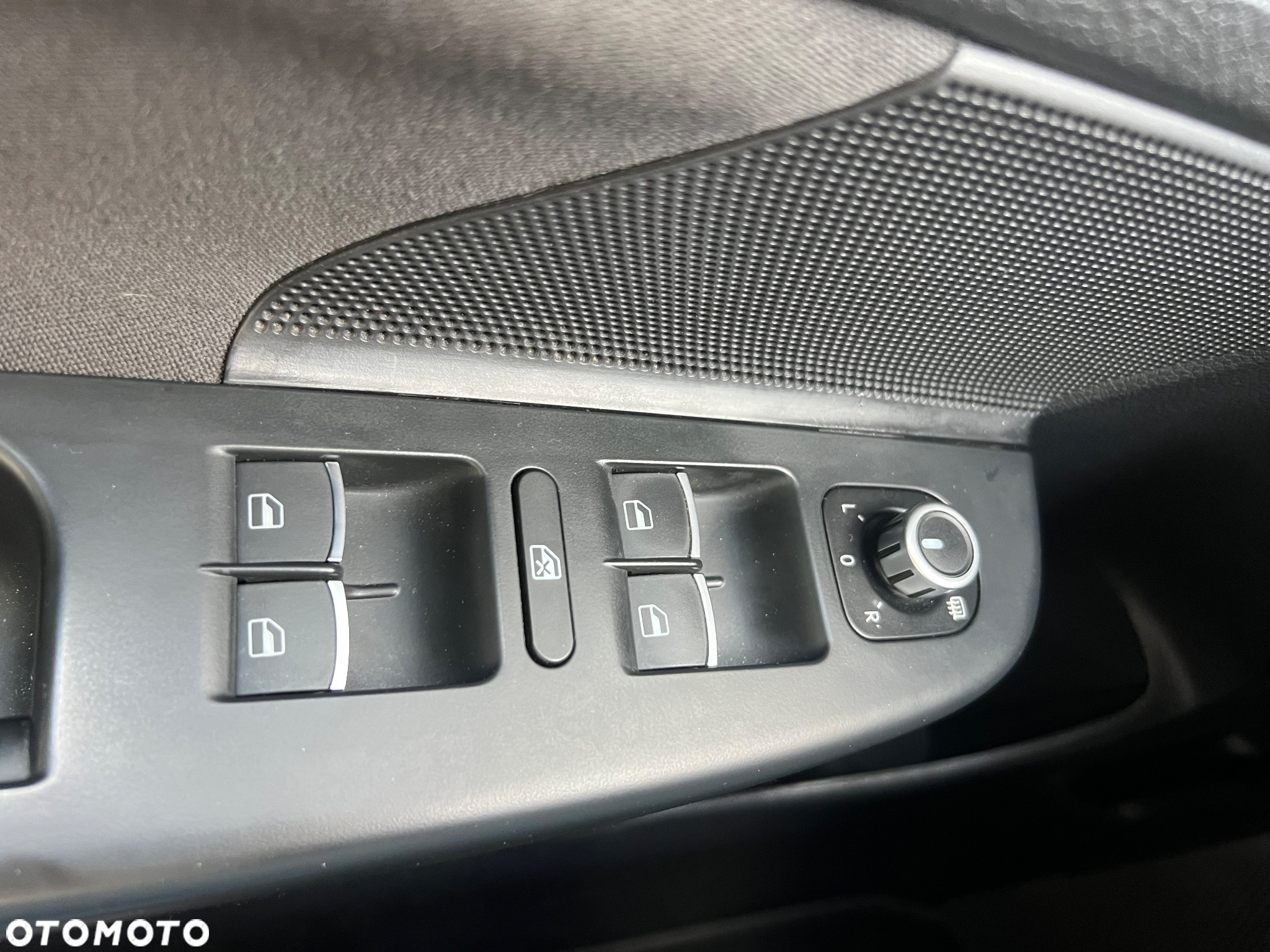 Volkswagen Golf VII 1.4 TSI BMT Highline - 22
