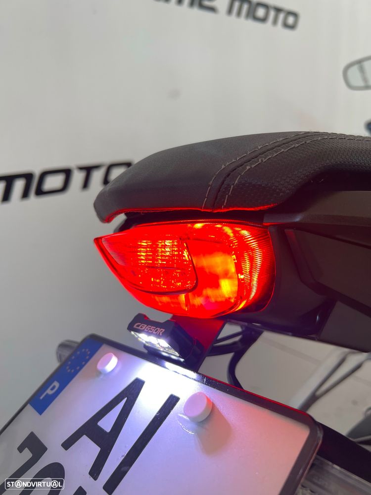 Honda CB 650R - 8