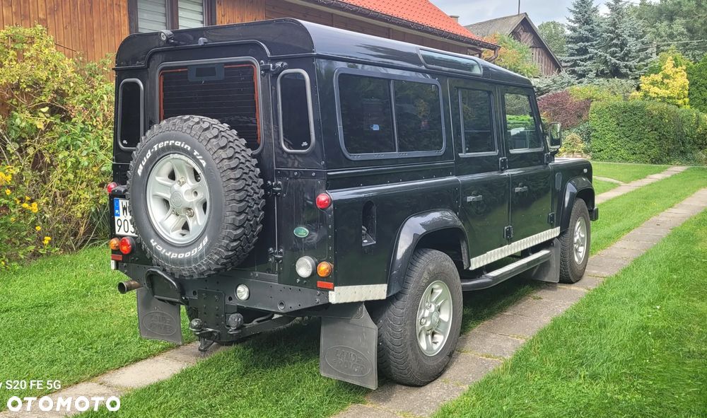 Land Rover Defender - 4