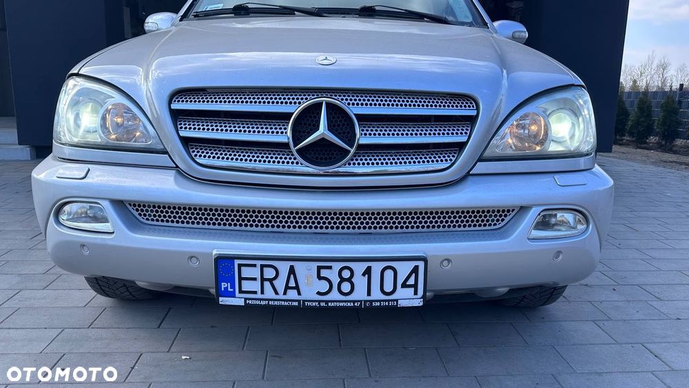 Mercedes-Benz ML - 10