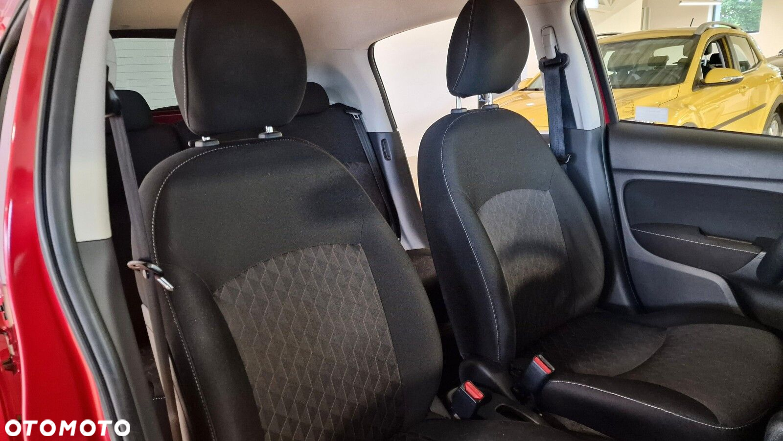 Mitsubishi Space Star 1.2 AS&G Instyle CVT - 15