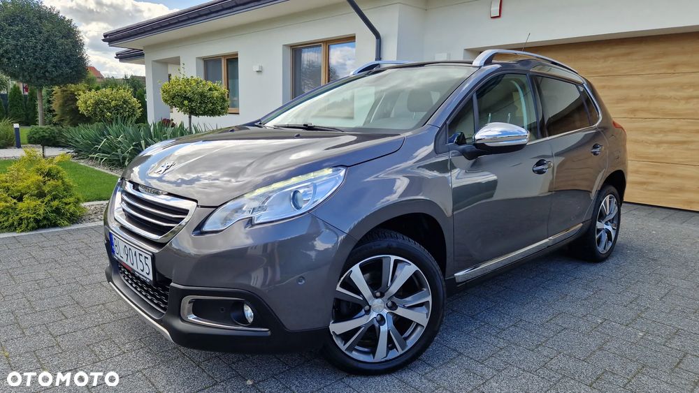 Peugeot 2008 1.6 BlueHDi Allure S&S - 32