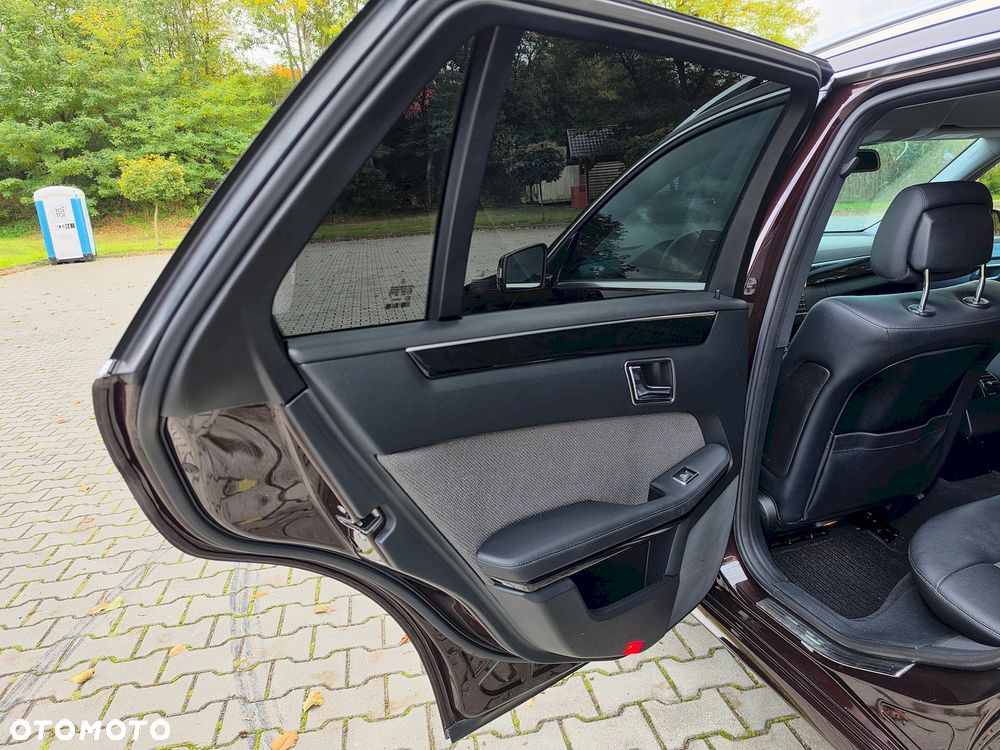 Mercedes-Benz Klasa E 250 CDI DPF BlueEFFICIENCY Avantgarde - 29