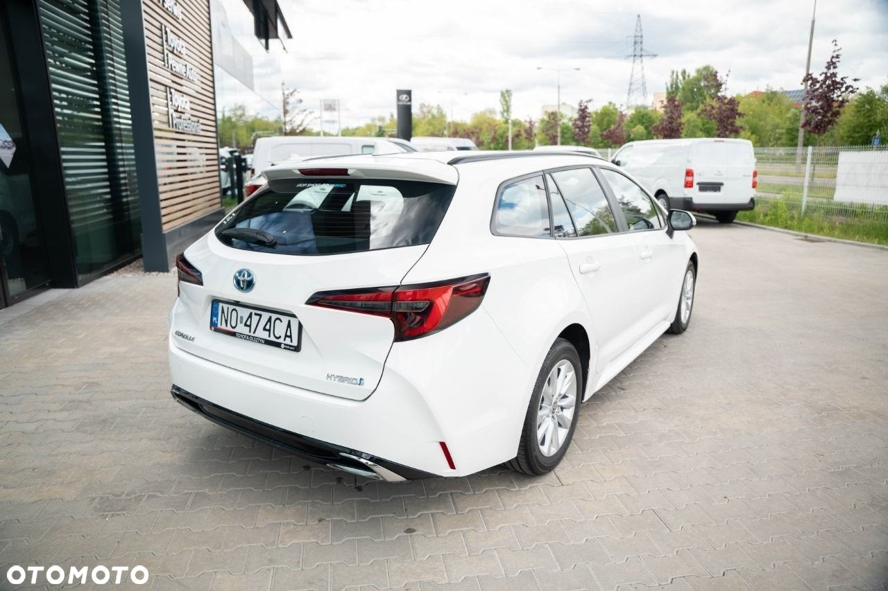 Toyota Corolla - 4