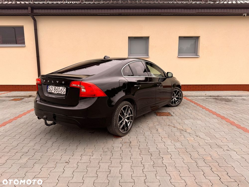 Volvo S60 D3 Drive-E R-Design Momentum - 6