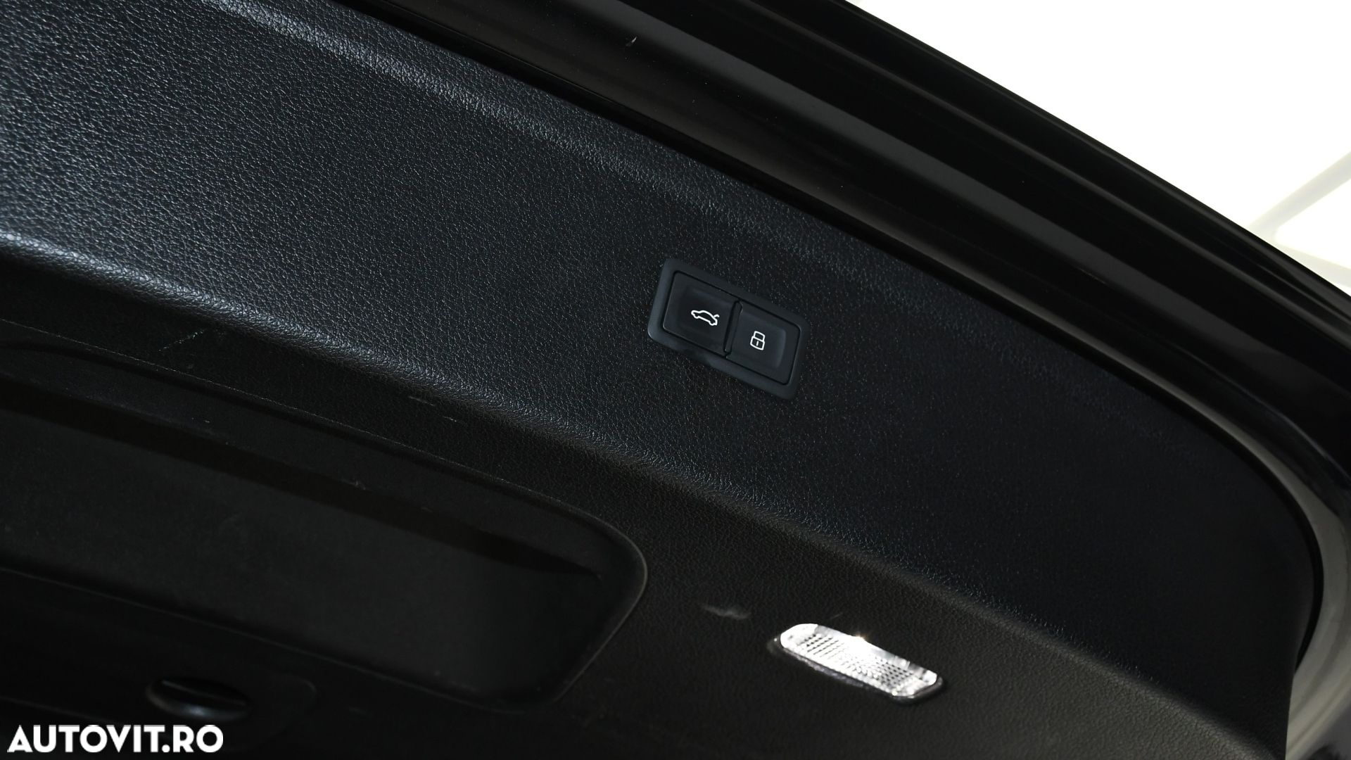 Audi Q5 55 TFSI e quattro S tronic - 29