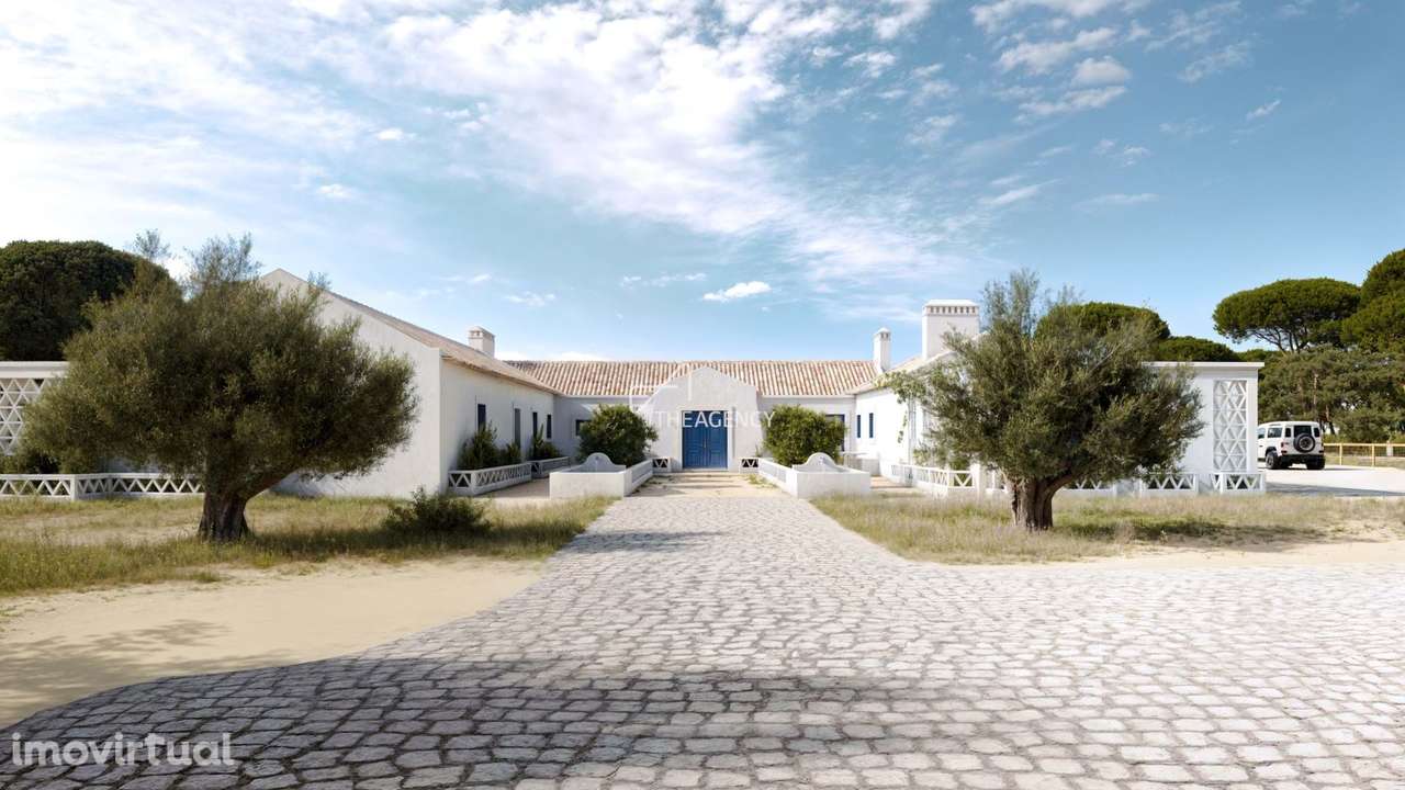 Terreno versátil em Grândola com projeto de boutique hotel / villa apr - Grande imagem: 2/21