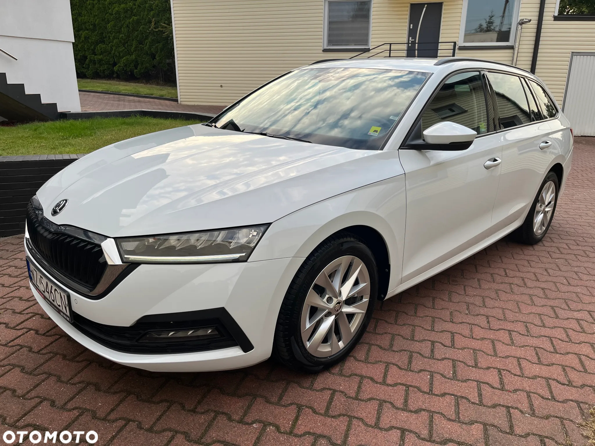 Skoda Octavia 2.0 TDI Ambition DSG - 4