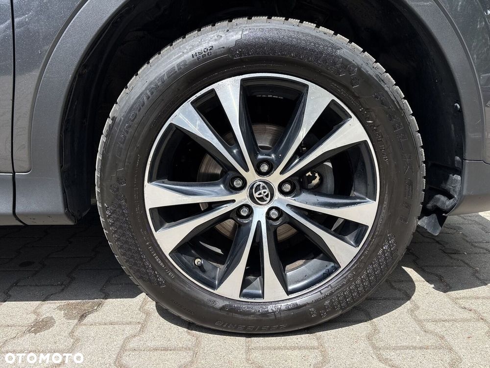 Toyota RAV4 - 22