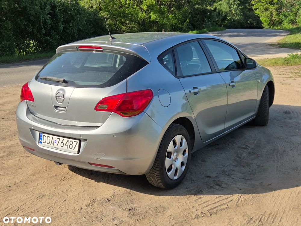 Opel Astra 1.6 Enjoy - 3