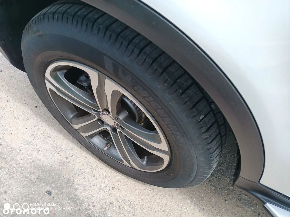 Mercedes-Benz GLC - 24