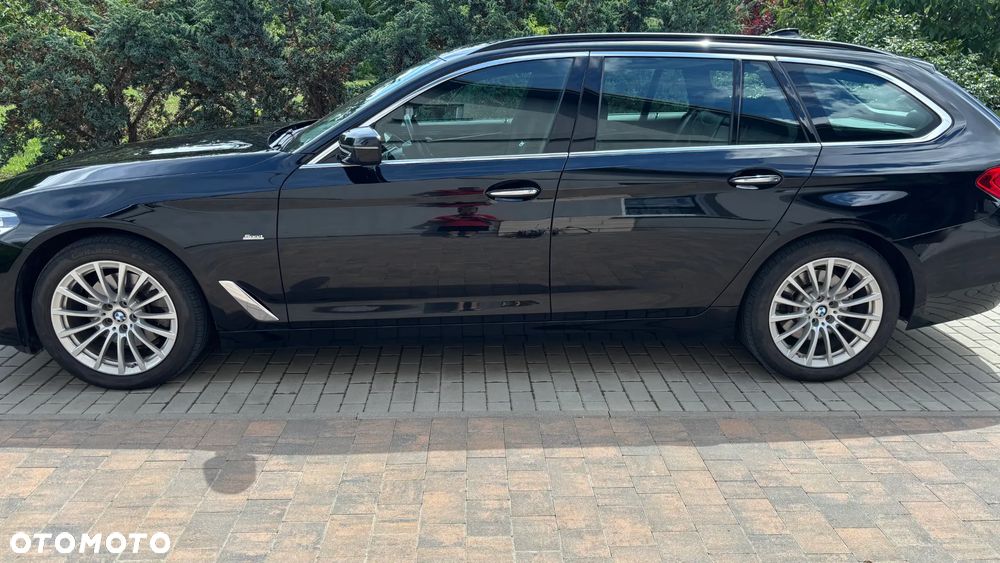 BMW Seria 5 520d Sport Line - 3