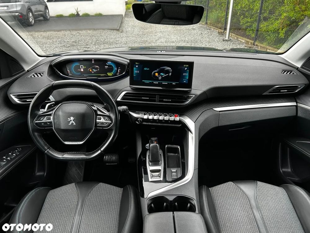 Peugeot 3008 225 e-EAT8 Allure - 21