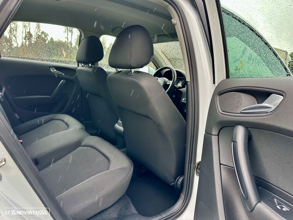 Audi A1 Sportback 1.6 TDI design - 23