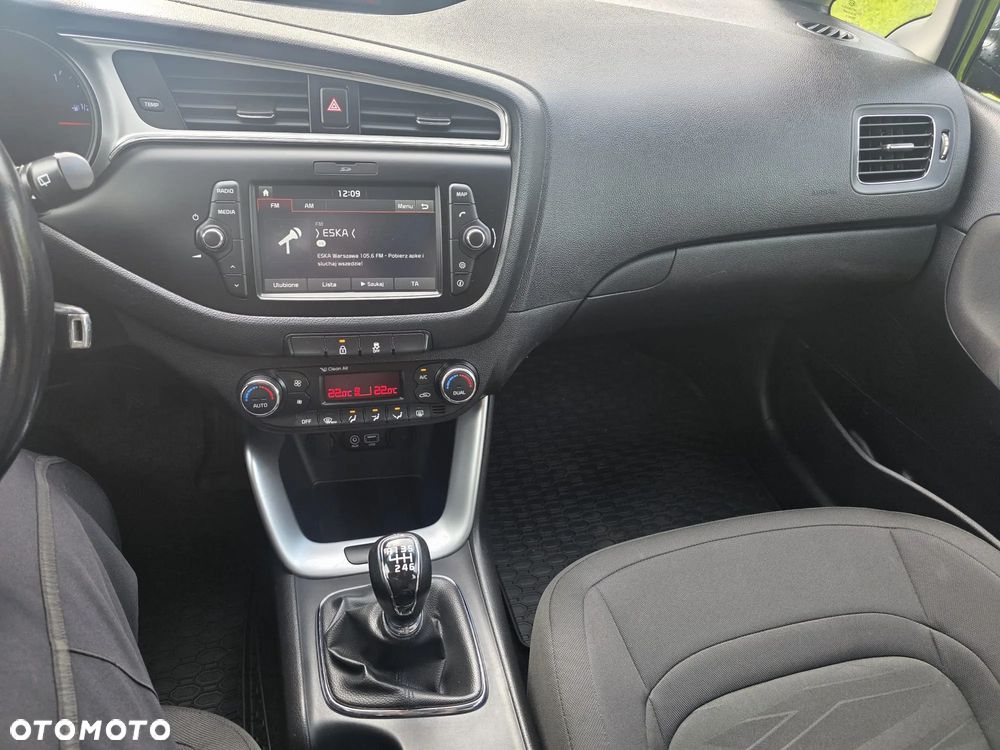 Kia Ceed - 8