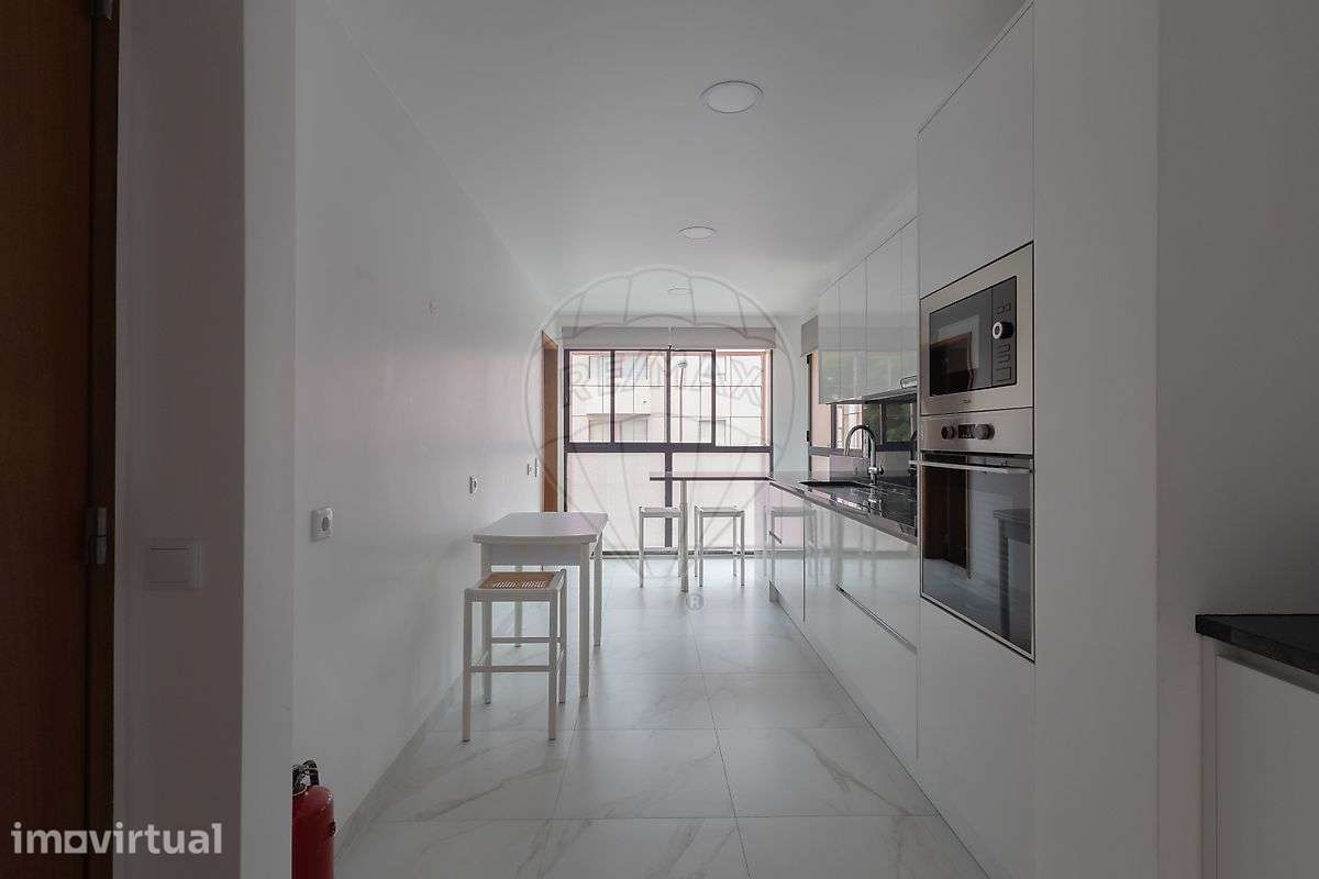 Apartamento T2 para arrendamento - Grande imagem: 4/21