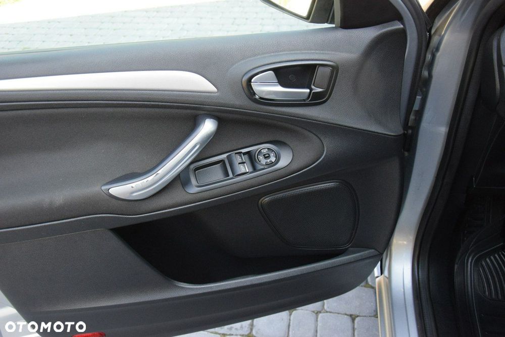 Ford S-Max 2.0 TDCi Trend - 29