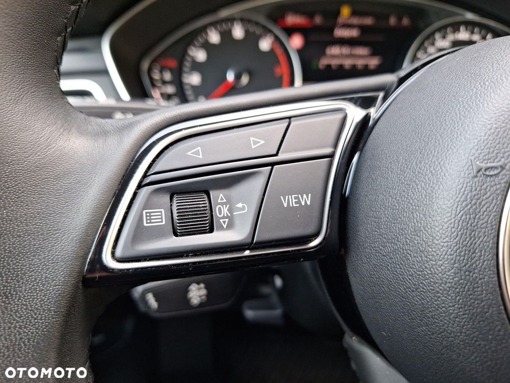 Audi A4 Limousine - 17