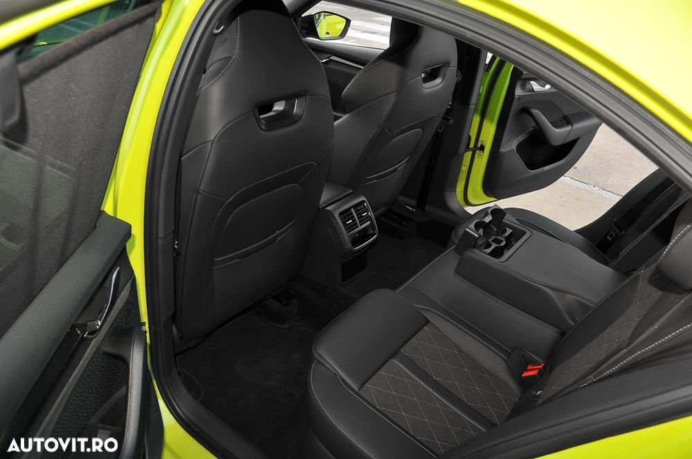 Skoda Octavia 2.0 TSI DSG RS - 37