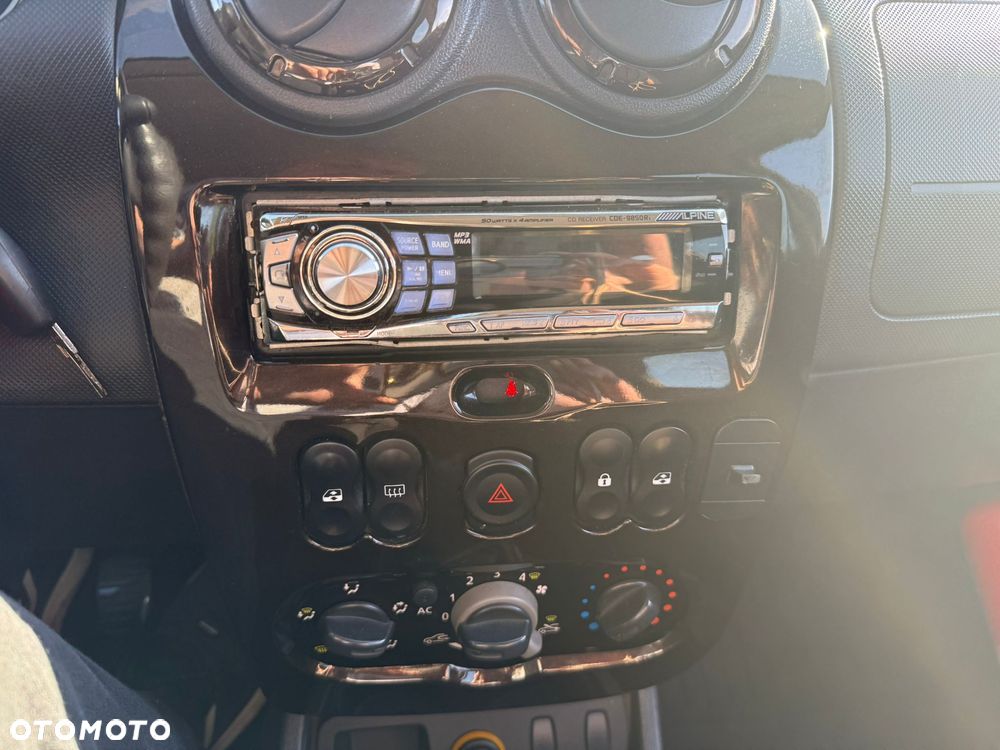 Dacia Duster 1.6 16V 4x2 - 14