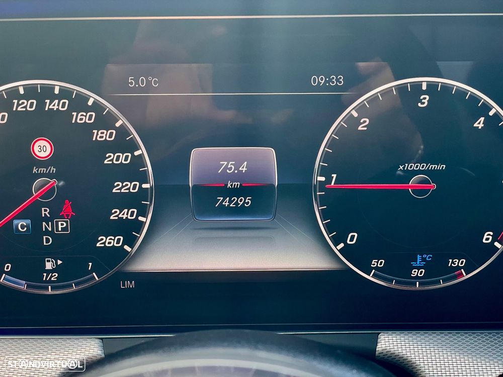 Mercedes-Benz E 300 d AMG Line - 20