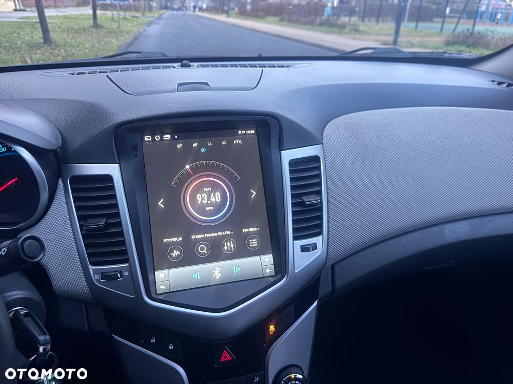 Chevrolet Cruze 1.6 - 14