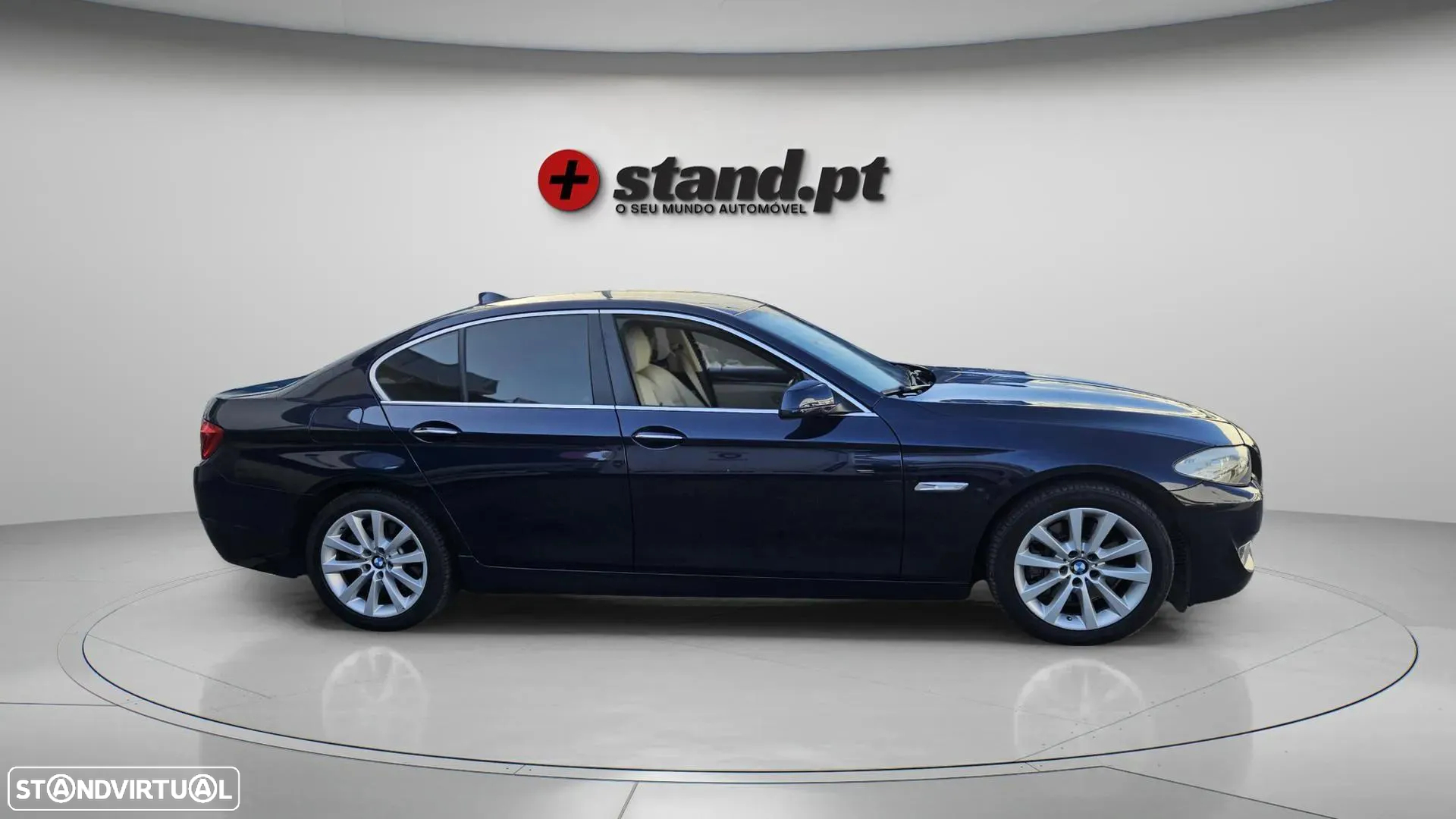 BMW 525 d Exclusive Auto 126g - 4