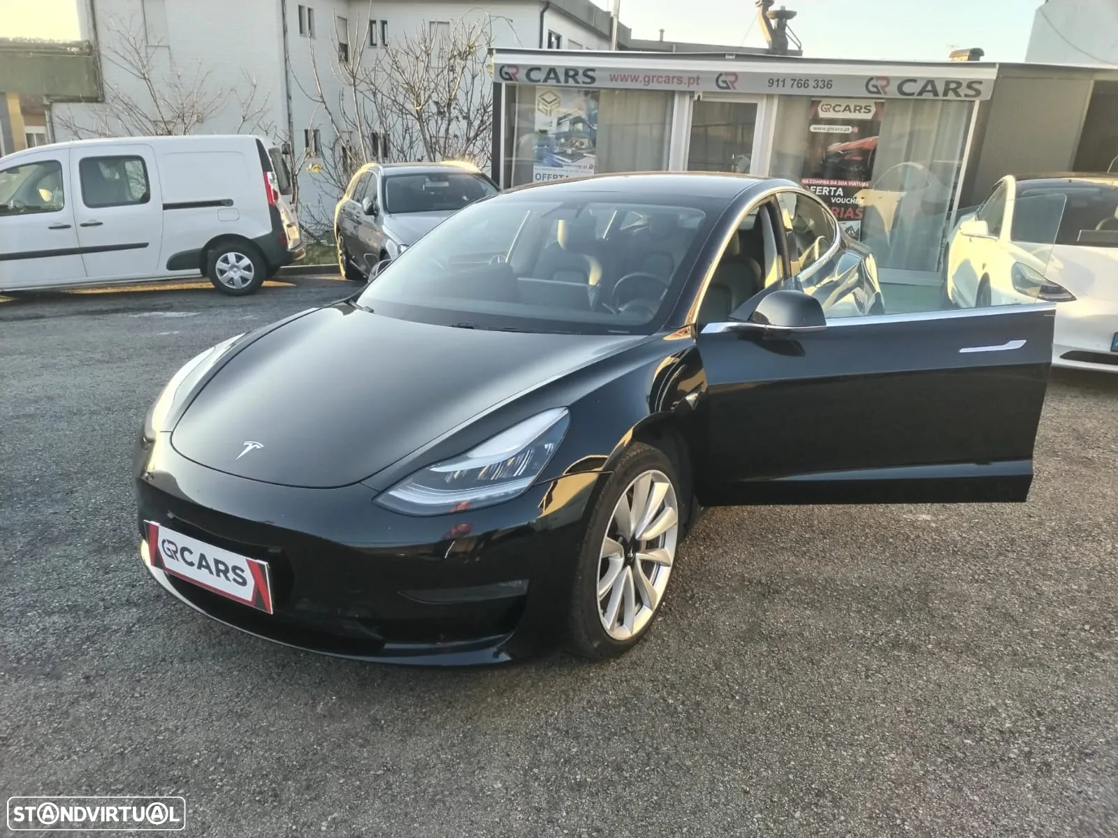 Tesla Model 3 Long-Range Dual Motor AWD - 2