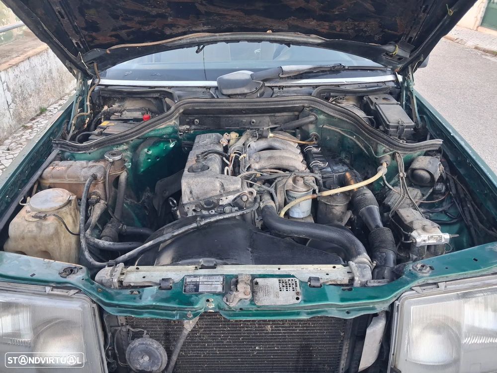 Mercedes-Benz E 200 D - 14