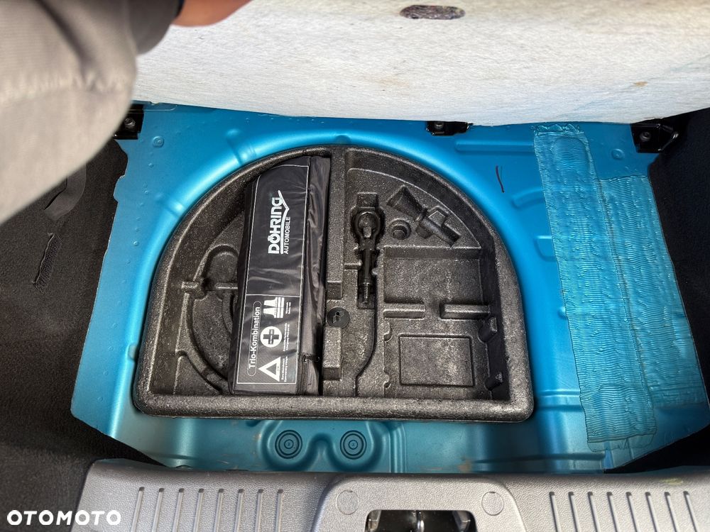 Ford Fiesta 1.6 TDCI SYNC Edition - 14