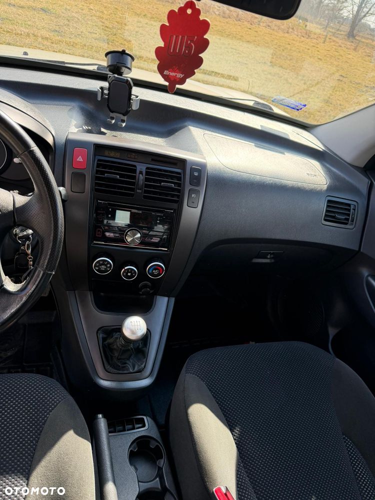 Hyundai Tucson 2.0 CRDi VGT 2WD GLS - 10