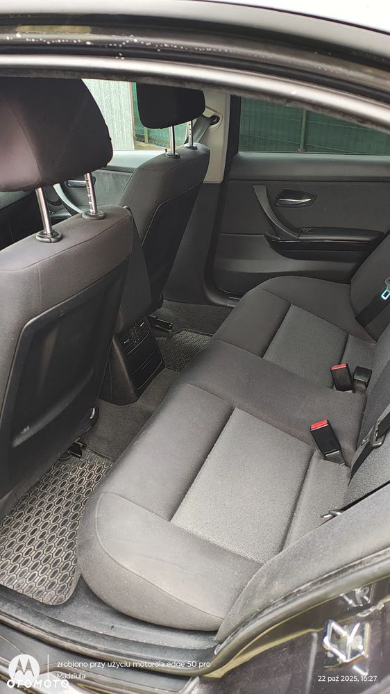 BMW Seria 3 318d - 4