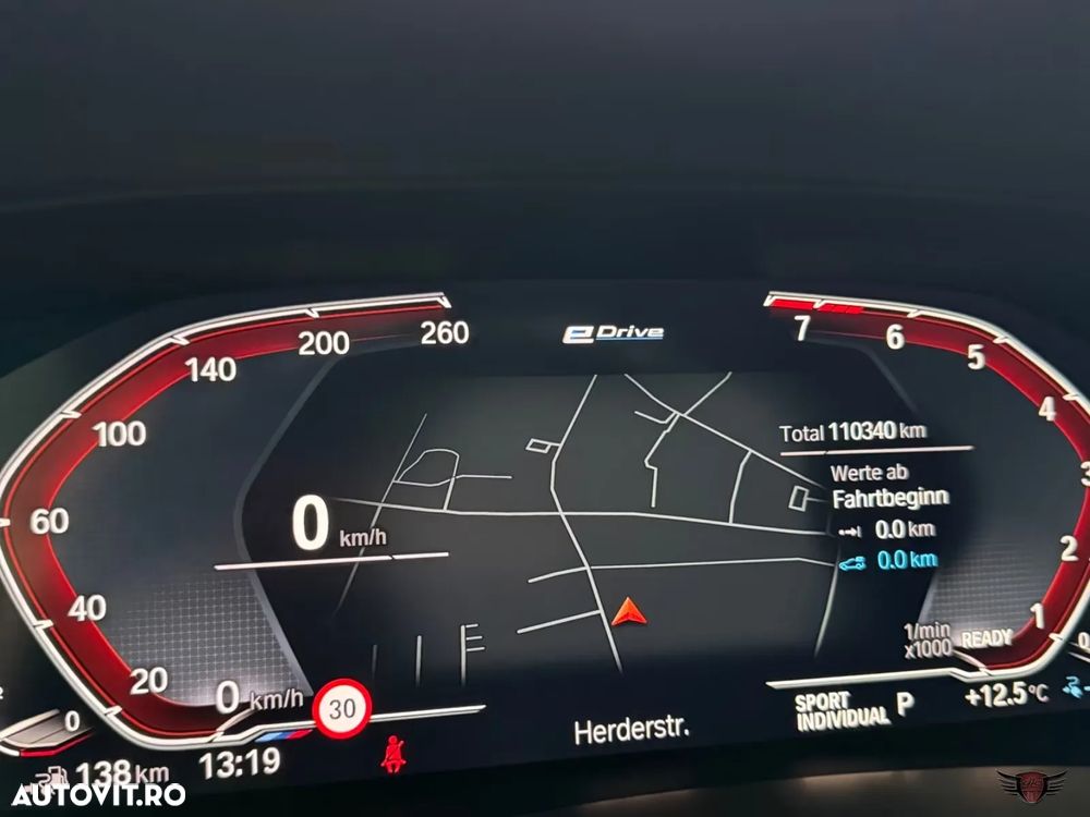 BMW X5 xDrive45e - 34