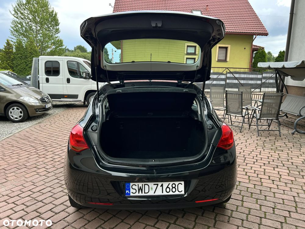 Opel Astra 1.4 Selection - 34