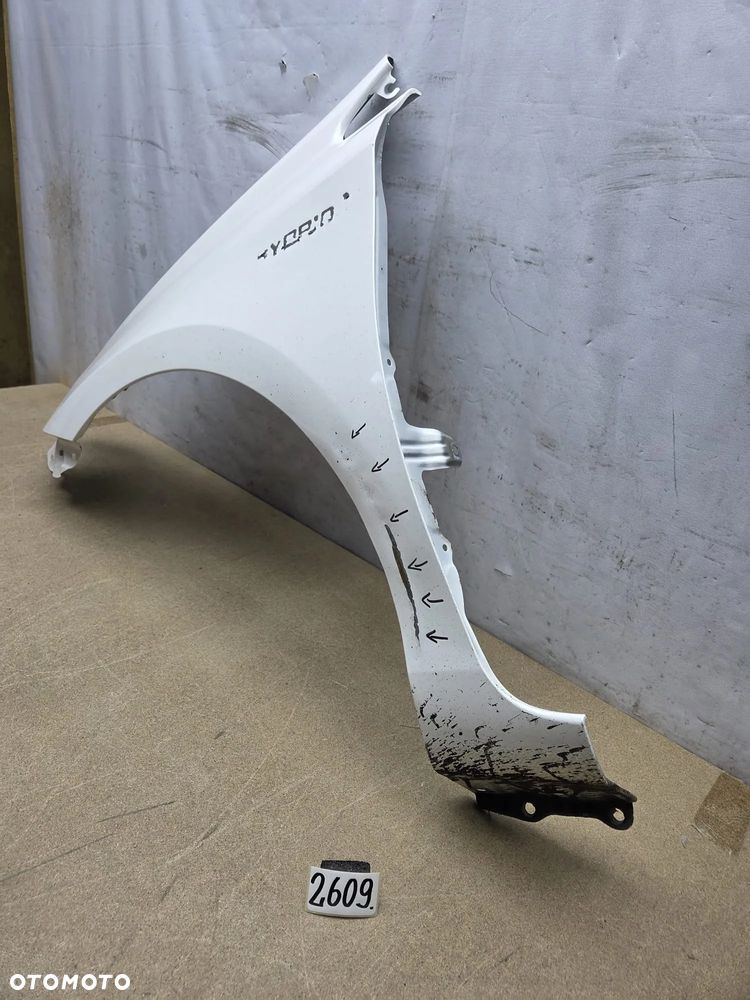 Toyota Auris II 2 12-15r  błotnik lewy przód przedni - 2