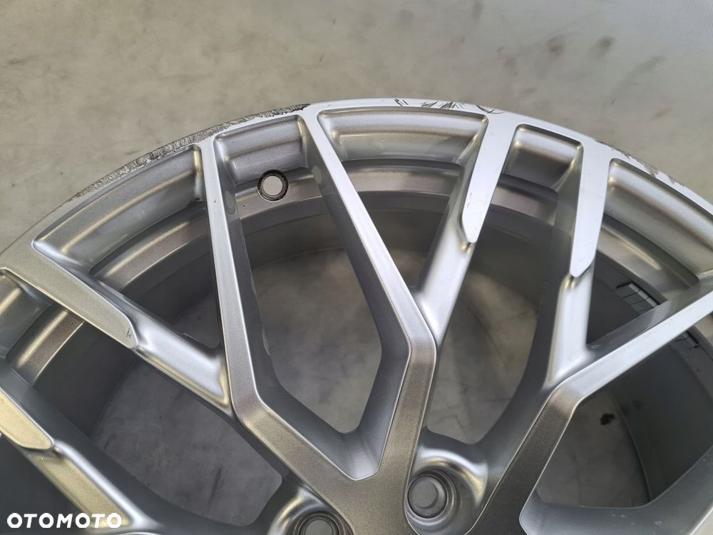Felga Audi R8 4S0601025G 8,5x20 ET42 - 3