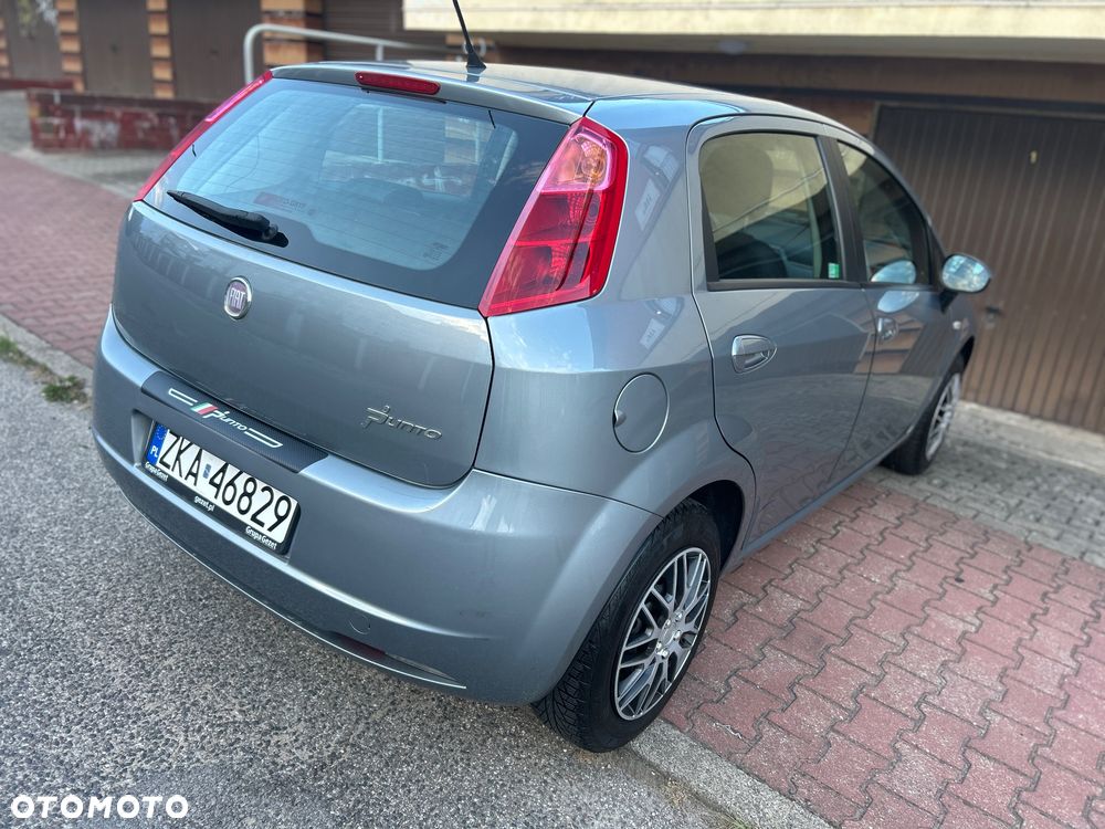 Fiat Grande Punto - 14