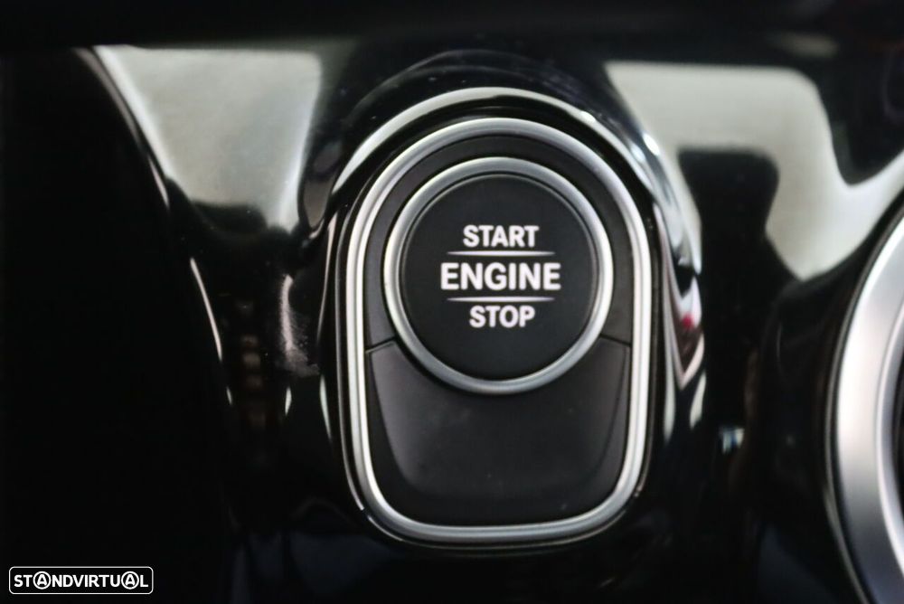 Mercedes-Benz A 250 e Style Plus - 16