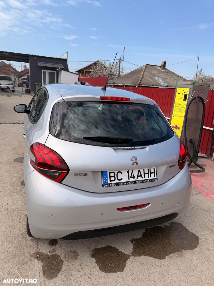 Peugeot 208 82 PureTech Style - 7