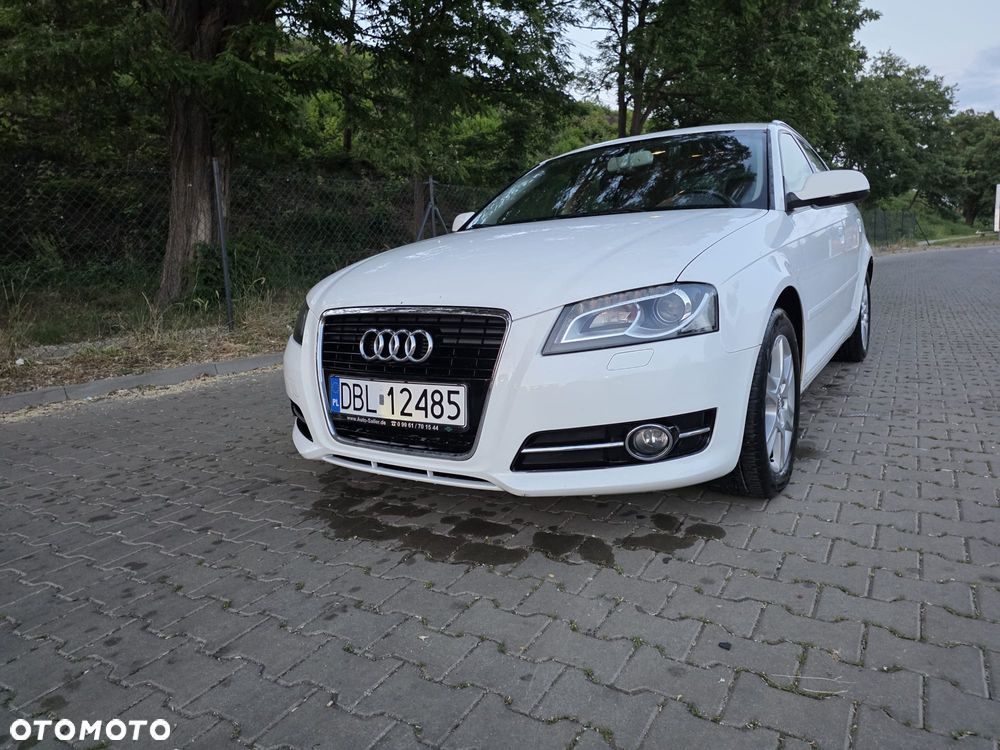 Audi A3 Sportback 1.6 TDI DPF Attraction - 3