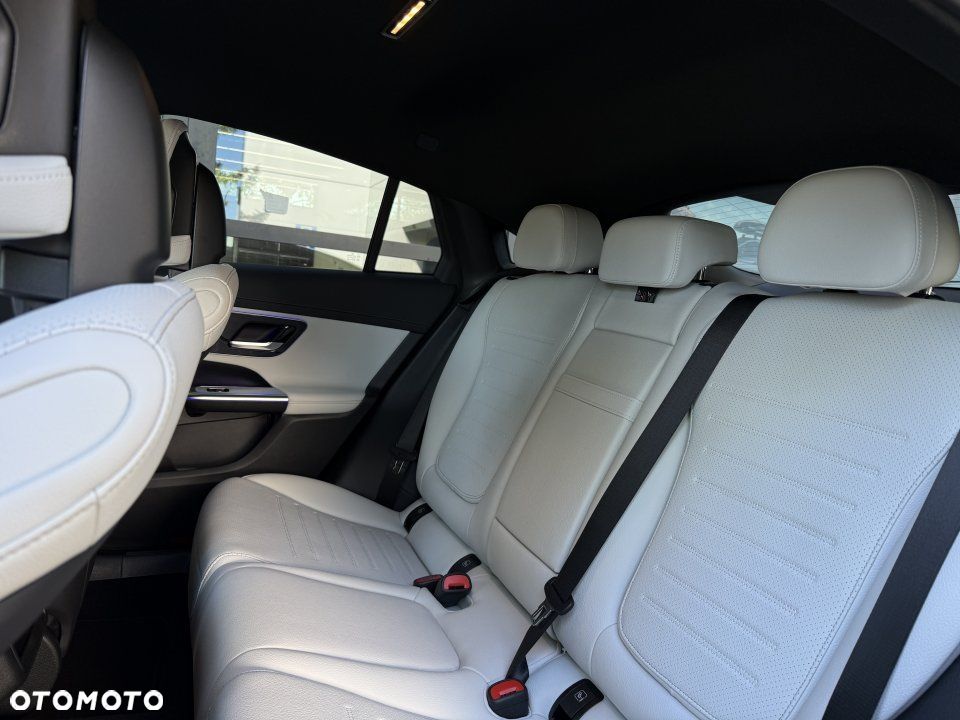 Mercedes-Benz GLC - 6
