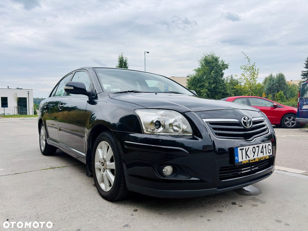 Toyota Avensis 2.0 D-4D Luna - 2