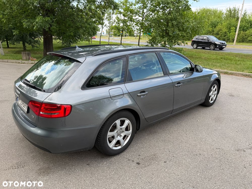 Audi A4 Avant - 2